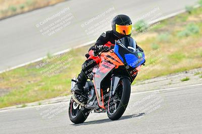 media/Apr-12-2025-TrackXperience (Sat) [[06d2a48708]]/Level 1/Session 3 (Turn 11)/